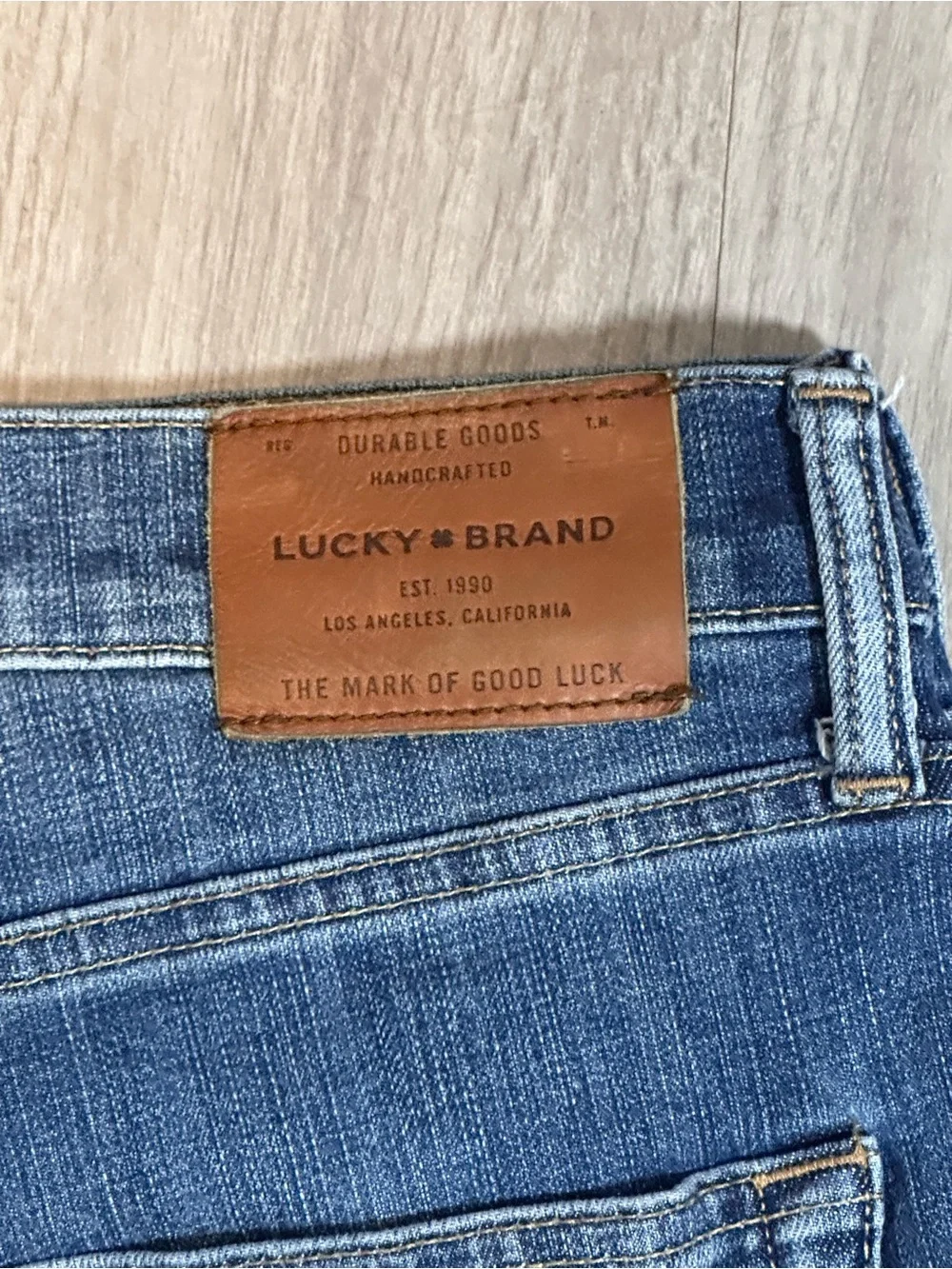 Lucky Brand Jeans Mens 34x34 Blue 410 Athletic Slim Medium Wash